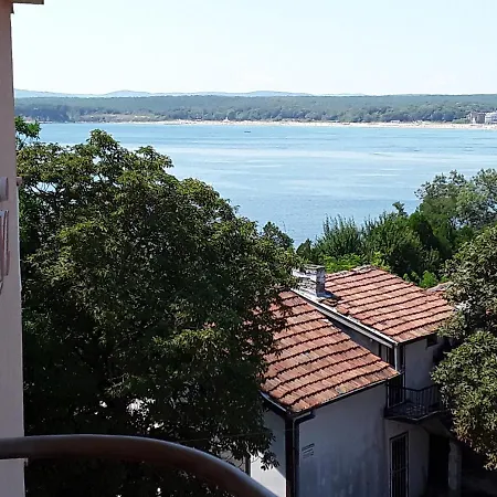 Kostovi Приморсько