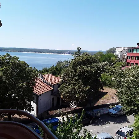 Kostovi Гостьовий будинок