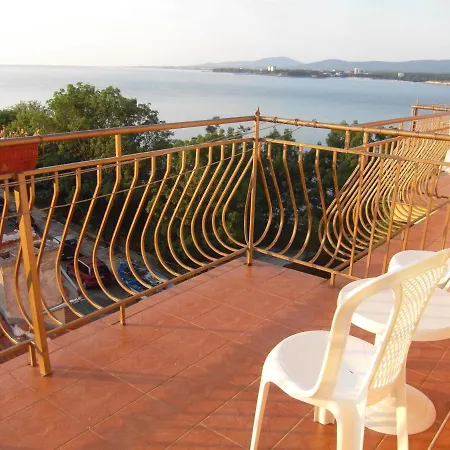 Kostovi 3* 普里莫尔斯科