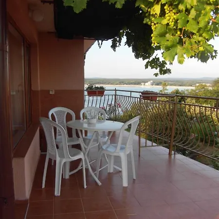 Kostovi 普里莫尔斯科