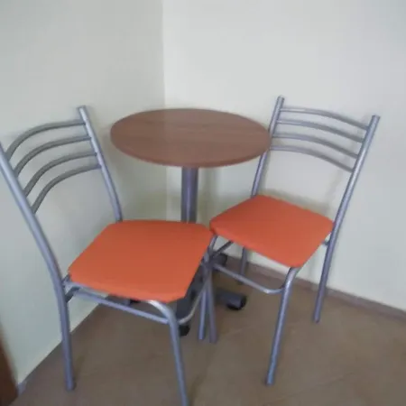 Πανσιόν Kostovi