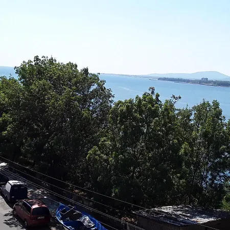 Πανσιόν Kostovi